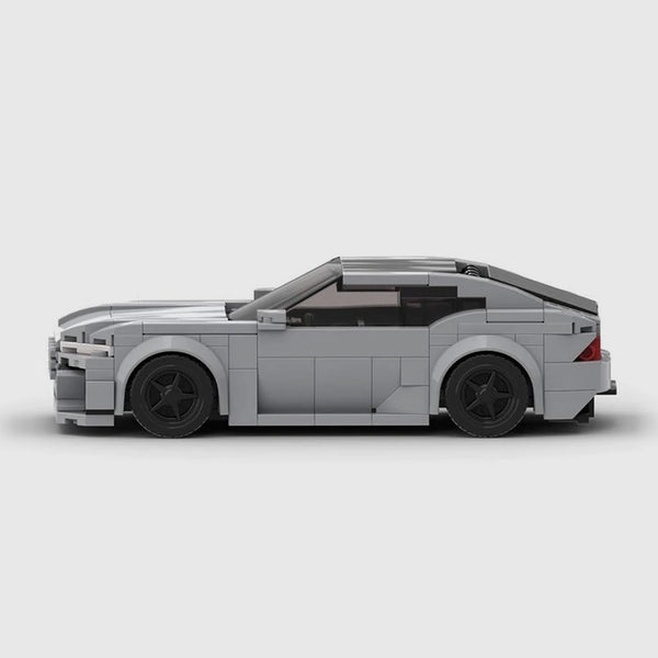 Grey Audi RS5 brick model side profile view