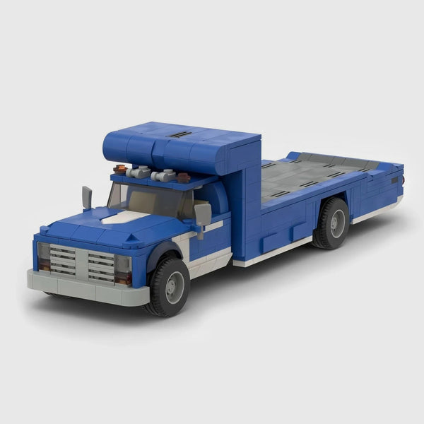 City Flatbed Truck brick model hero view